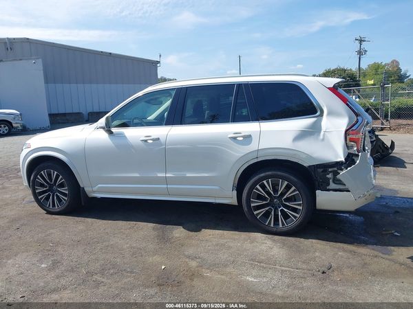 2022 VOLVO XC90 T5 MOMENTUM 7 PASSENGER — I117