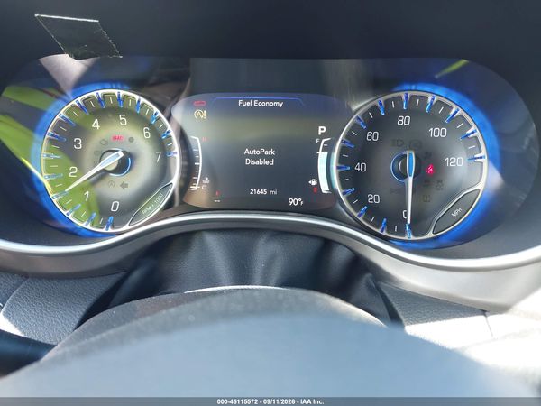2024 CHRYSLER PACIFICA TOURING L — I7