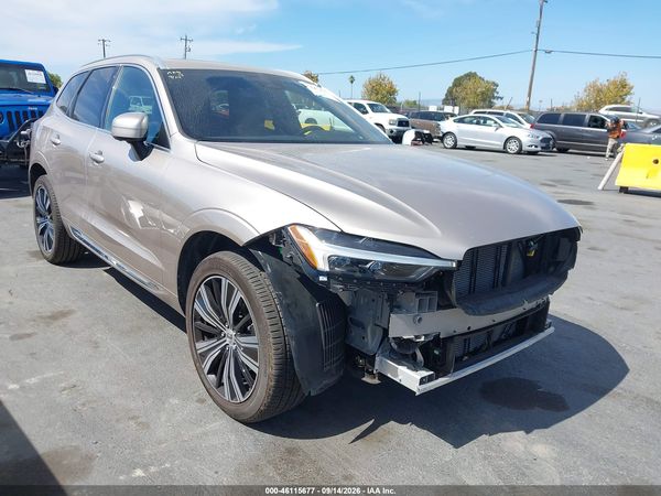 2023 VOLVO XC60 B5 PLUS BRIGHT THEME — I1