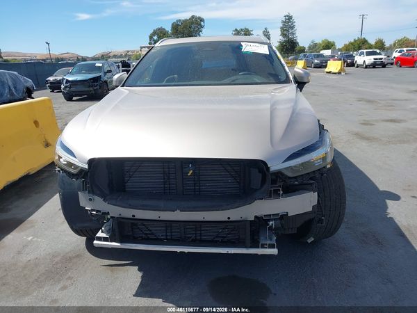 2023 VOLVO XC60 B5 PLUS BRIGHT THEME — I115