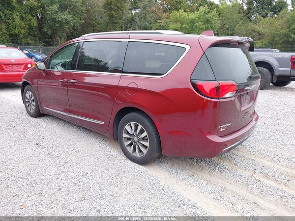 2020 CHRYSLER PACIFICA TOURING L PLUS — I3