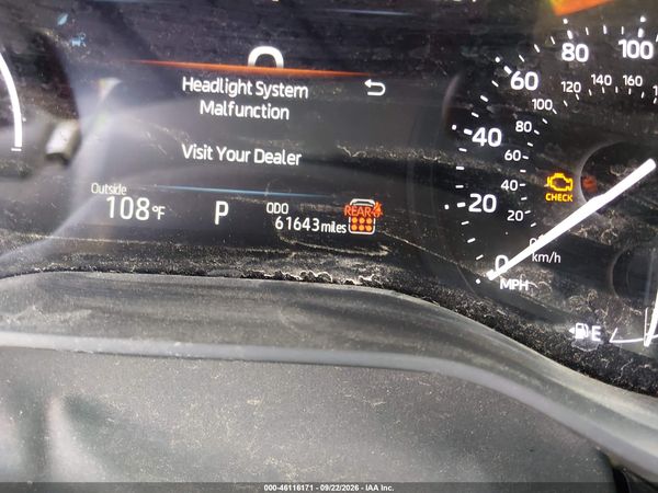 2025 TOYOTA SIENNA XLE — I118