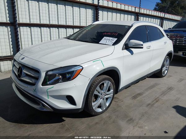 2016 MERCEDES-BENZ GLA 250 — I2