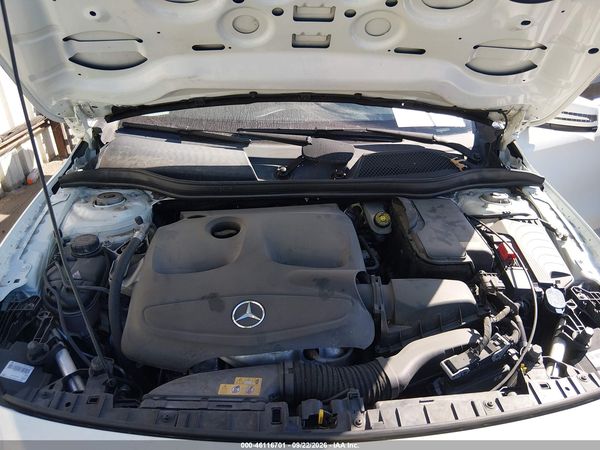 2016 MERCEDES-BENZ GLA 250 GLA250 — I10