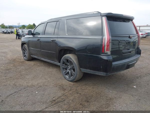 2018 CADILLAC ESCALADE ESV PREMIUM LUXURY — I3