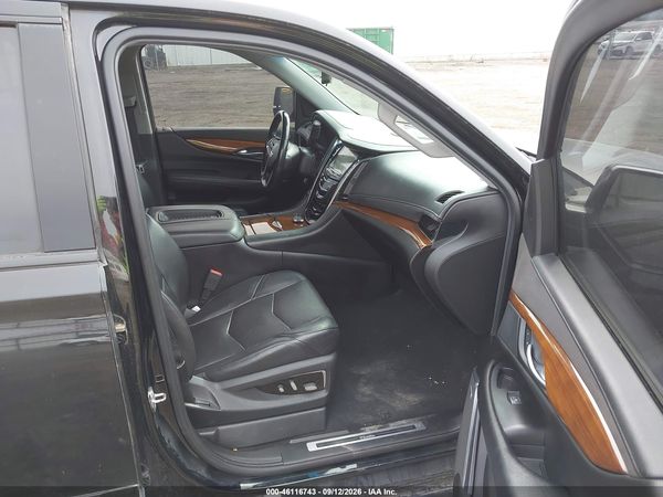 2018 CADILLAC ESCALADE ESV PREMIUM LUXURY — I5