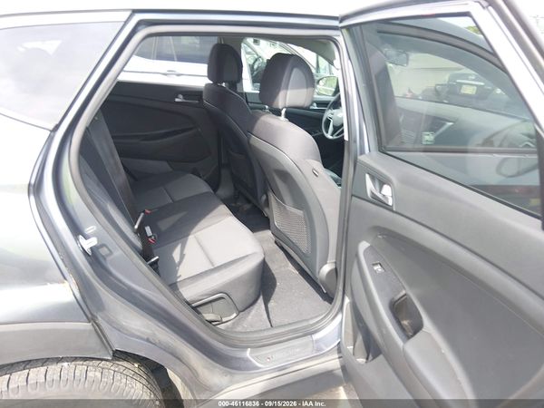 2018 HYUNDAI TUCSON SE — I8
