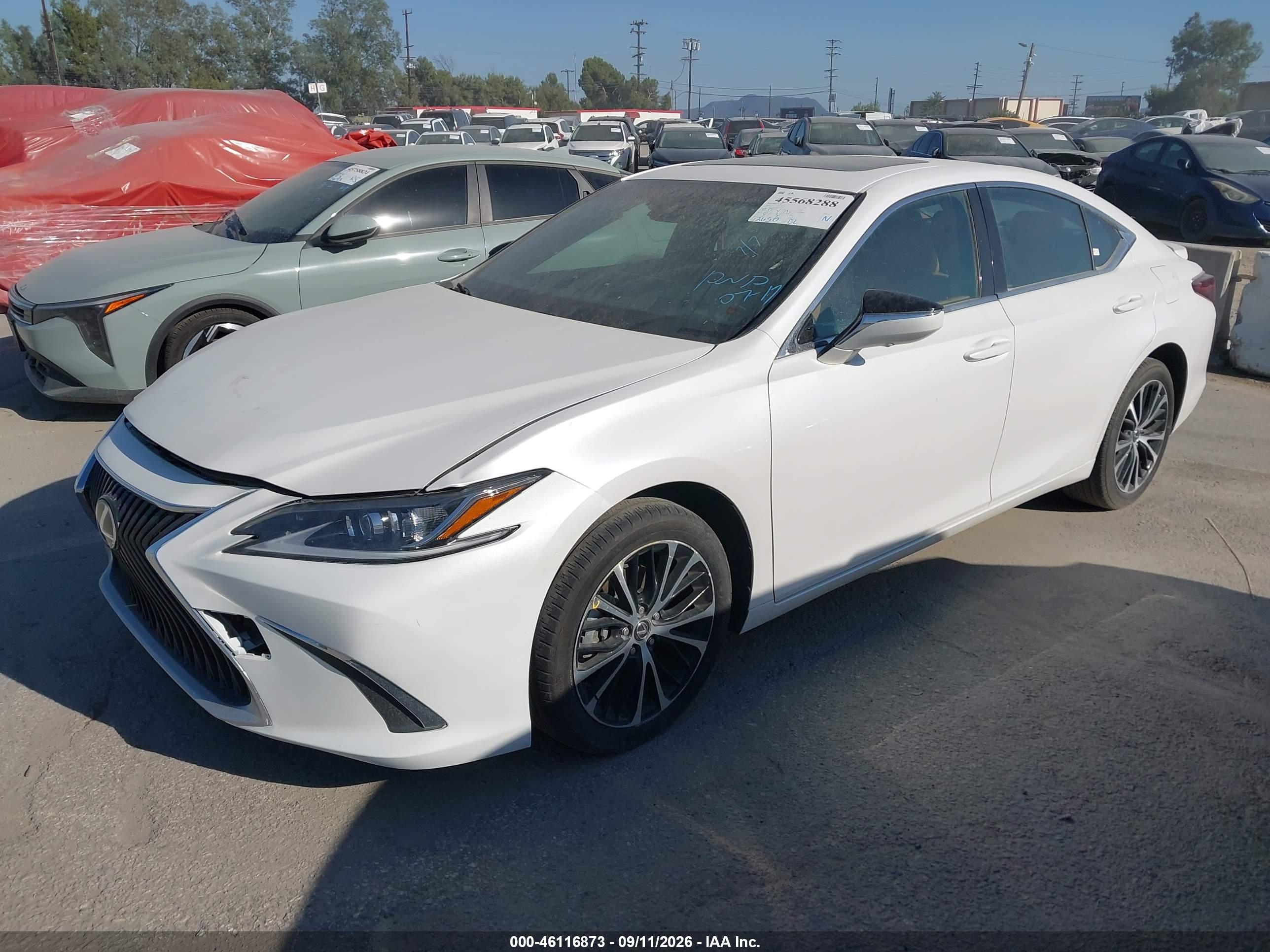 2025 LEXUS ES 300H LUXURY — I2