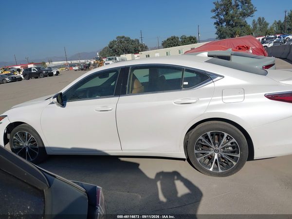 2025 LEXUS ES 300H LUXURY — I117