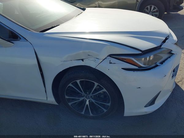 2025 LEXUS ES 300H LUXURY — I152