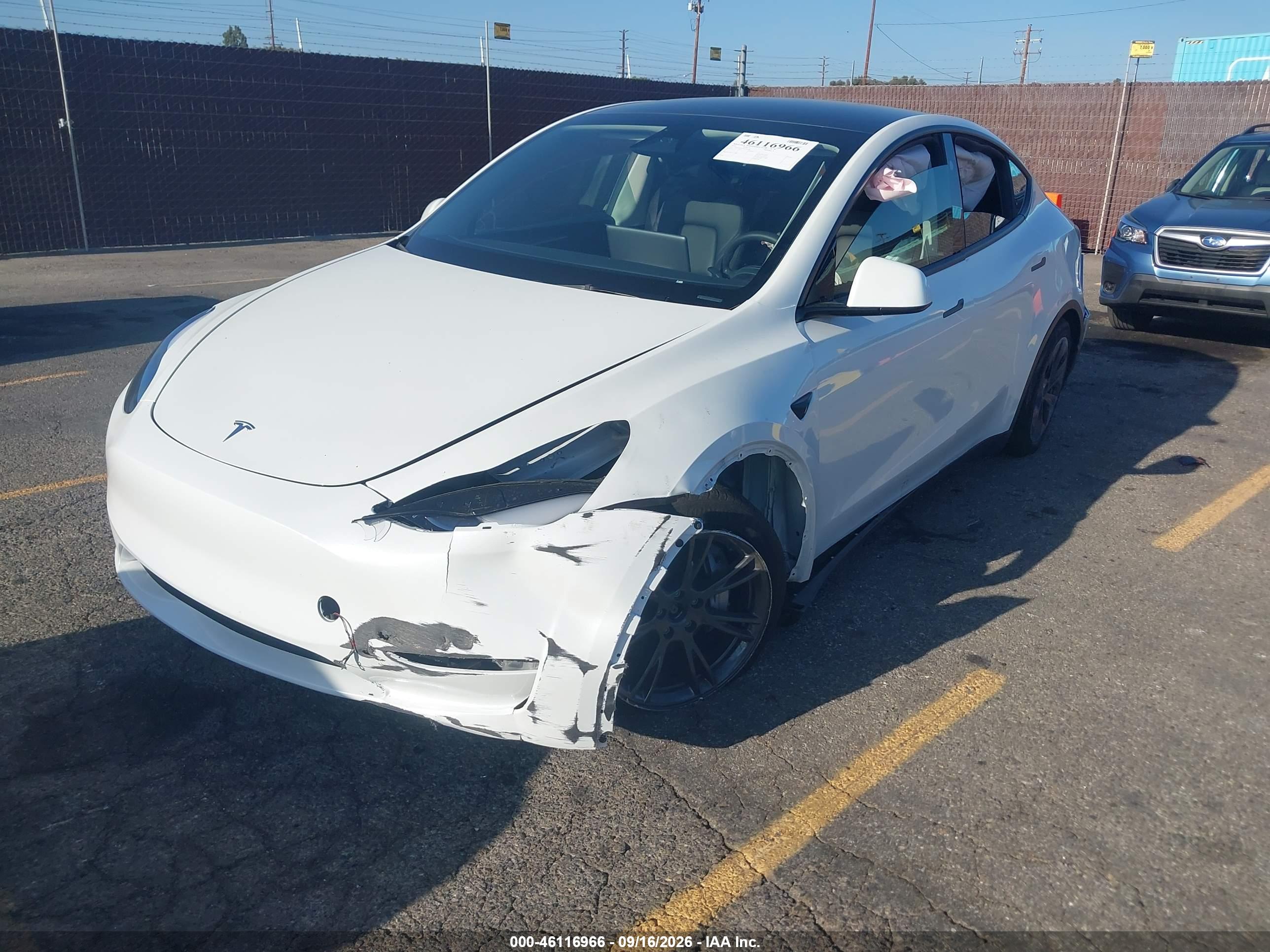 2024 TESLA MODEL Y — I2