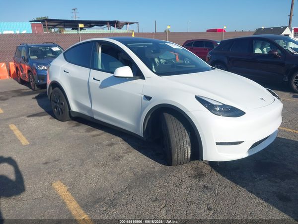 2024 TESLA MODEL Y — I1