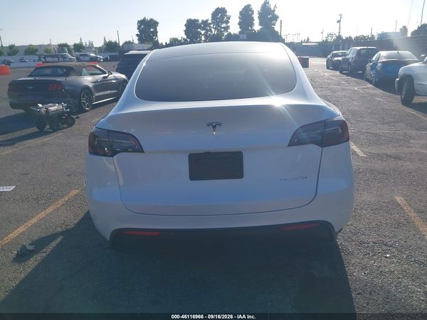2024 TESLA MODEL Y — I119