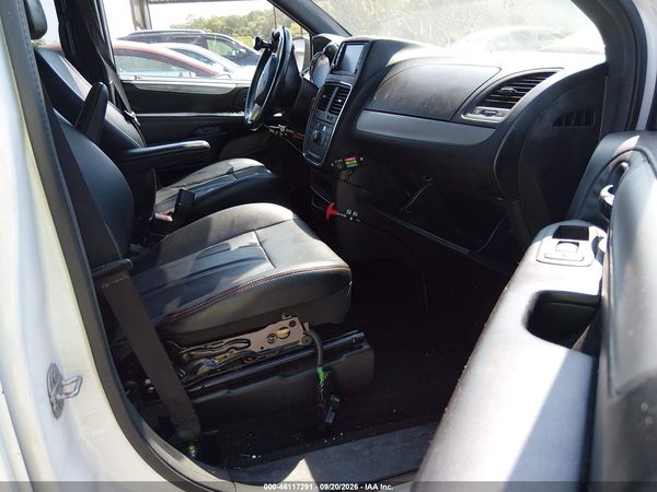 2019 DODGE GRAND CARAVAN GT — I5