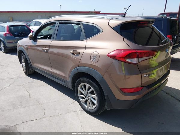 2016 HYUNDAI TUCSON SE — I3