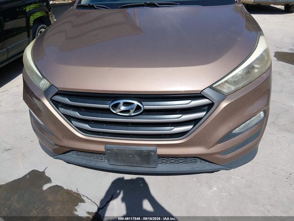 2016 HYUNDAI TUCSON SE — I6