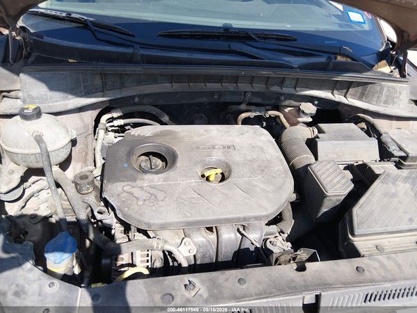 2016 HYUNDAI TUCSON SE — I10