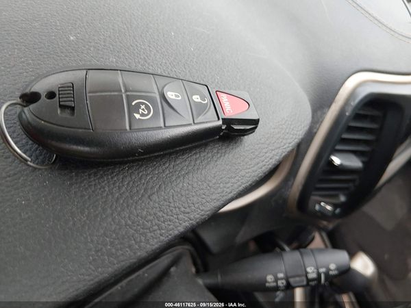 2016 JEEP CHEROKEE LATITUDE — I11