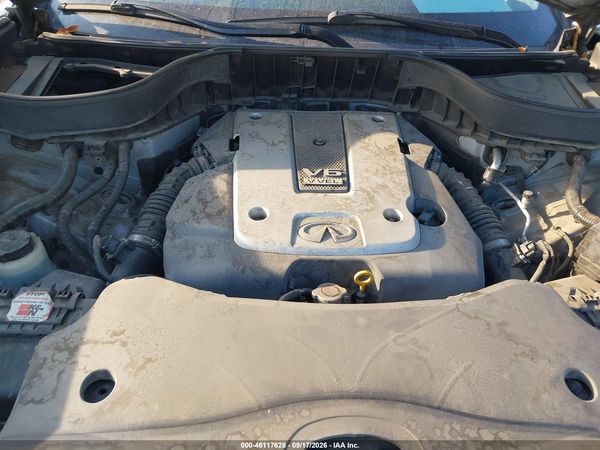 2017 INFINITI QX70 — I10