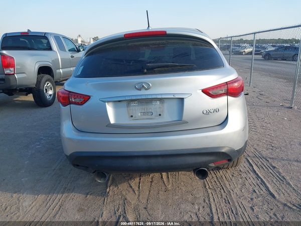 2017 INFINITI QX70 — I119