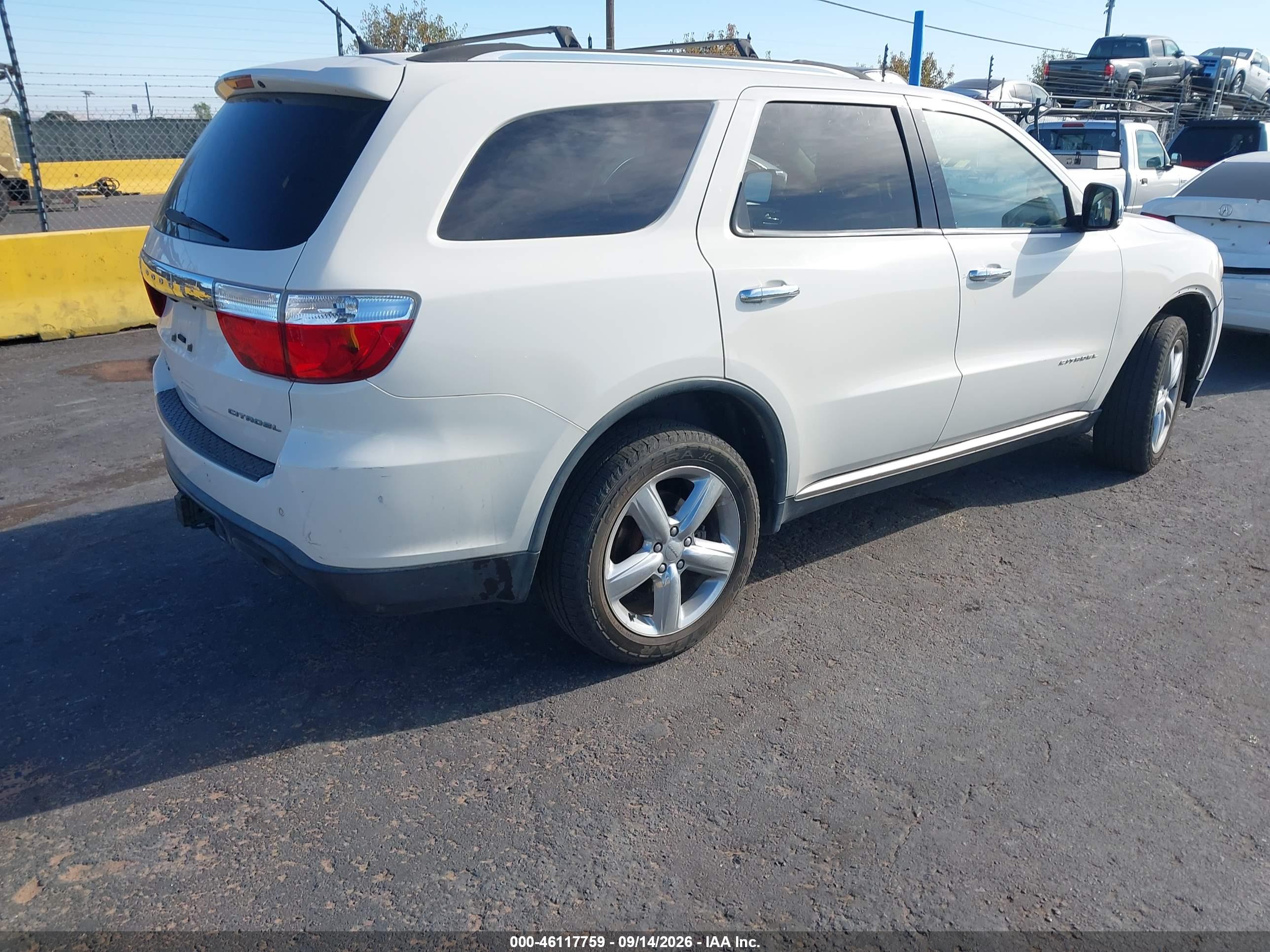 2012 DODGE DURANGO CITADEL — I4