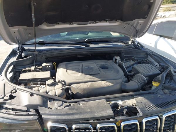2017 JEEP GRAND CHEROKEE LIMITED 4X2 — I10