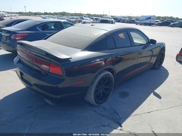 2012 DODGE CHARGER R/T — I4