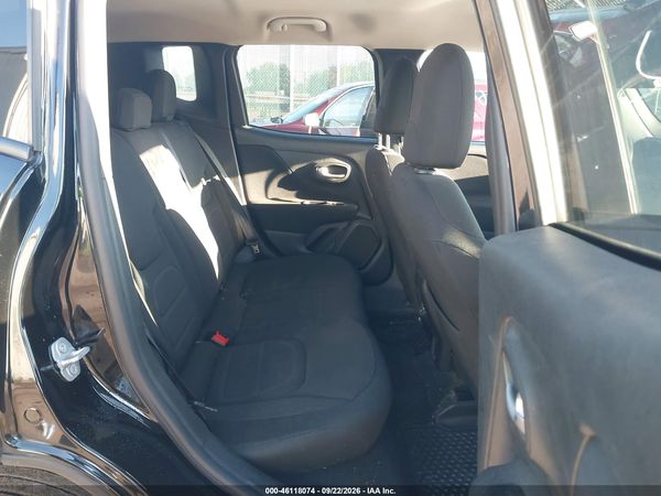 2019 JEEP RENEGADE LATITUDE 4X4 — I8
