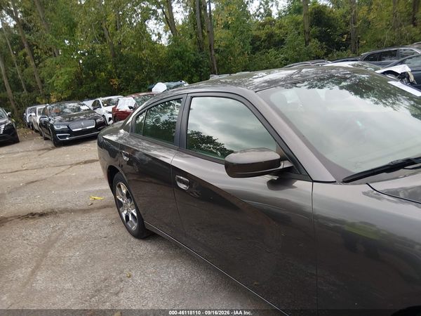2015 DODGE CHARGER SXT — I116