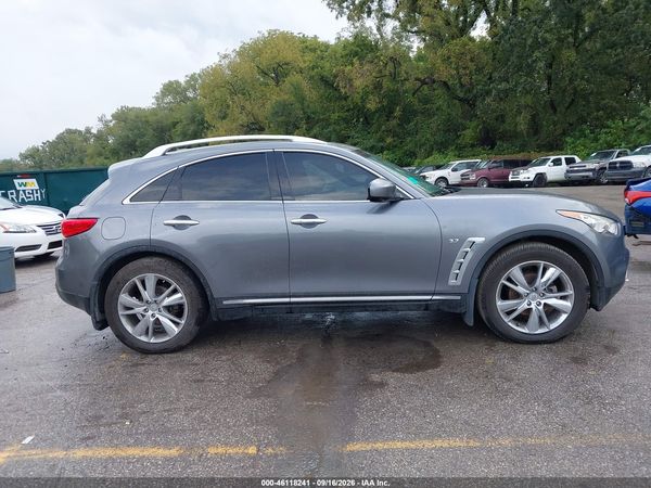 2016 INFINITI QX70 — I116
