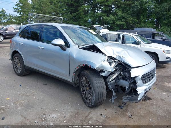2017 PORSCHE CAYENNE PLATINUM EDITION — I1