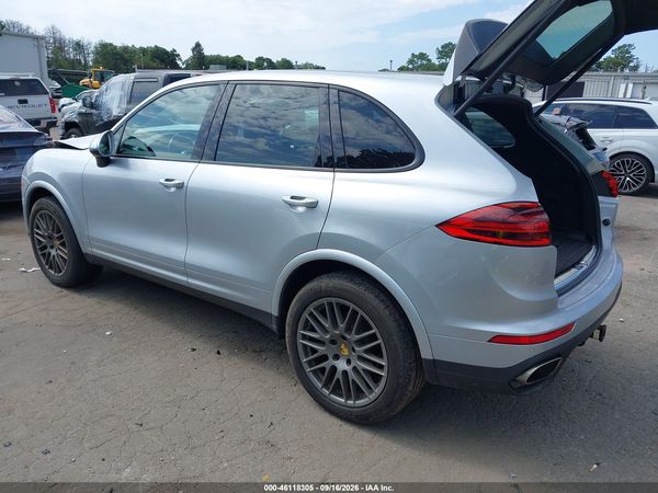 2017 PORSCHE CAYENNE PLATINUM EDITION — I3