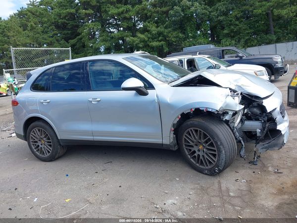 2017 PORSCHE CAYENNE PLATINUM EDITION — I116