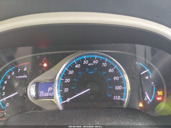 2014 TOYOTA SIENNA XLE 7 PASSENGER