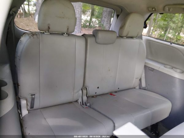 2014 TOYOTA SIENNA XLE 7 PASSENGER