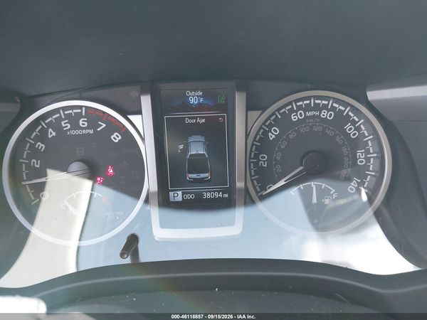2022 TOYOTA TACOMA SR5 V6 — I7