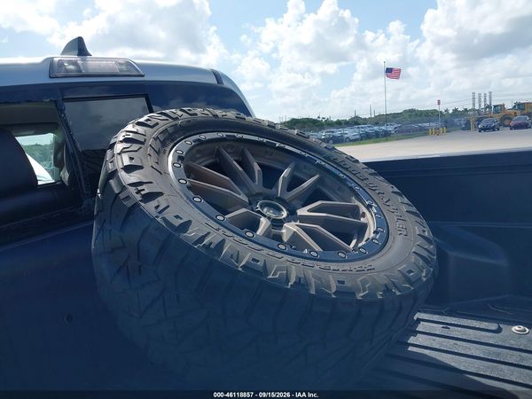 2022 TOYOTA TACOMA SR5 V6 — I13