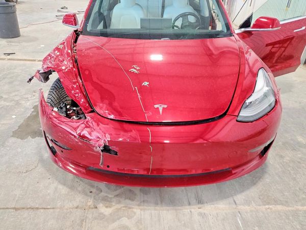 2018 TESLA MODEL 3