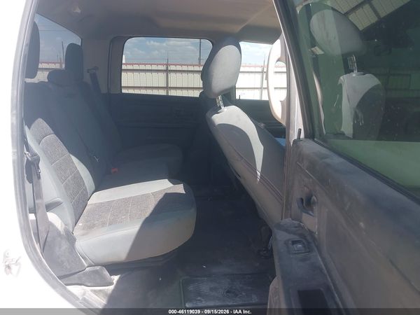 2018 RAM 1500 TRADESMAN  4X4 6'4 BOX — I8