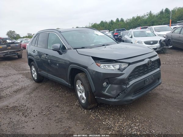 2021 TOYOTA RAV4 XLE — I1