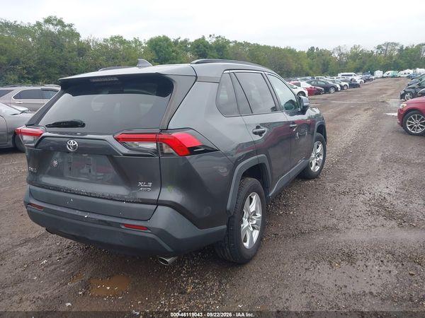2021 TOYOTA RAV4 XLE — I4