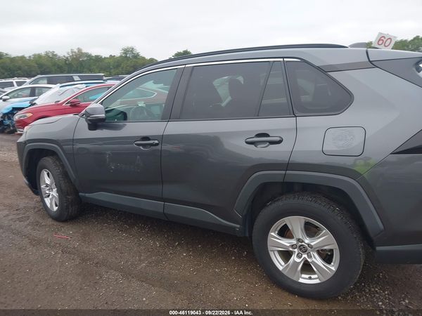 2021 TOYOTA RAV4 XLE — I117