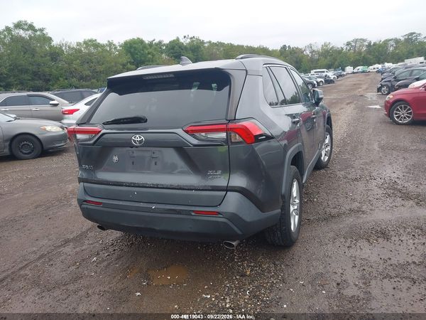 2021 TOYOTA RAV4 XLE — I119