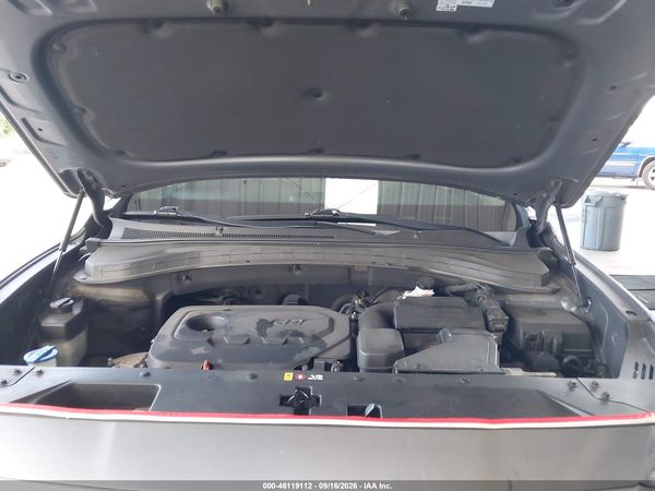 2019 HYUNDAI SANTA FE SE — I10