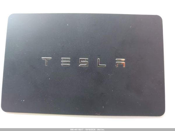 2019 TESLA MODEL 3 — I11