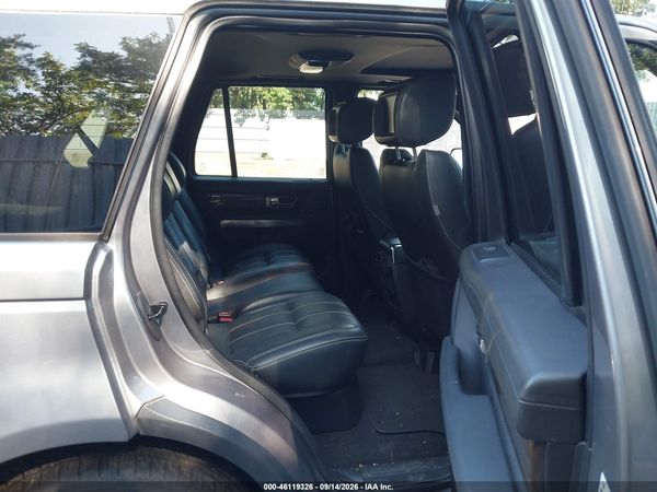 2013 LAND ROVER RANGE ROVER SPORT HSE — I8