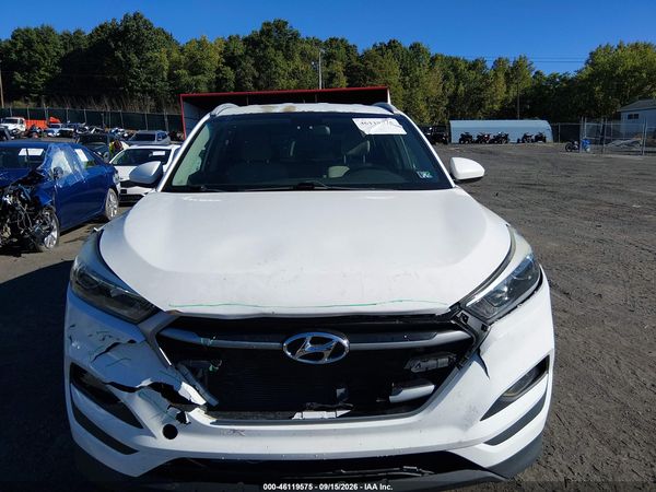 2017 HYUNDAI TUCSON SE — I115