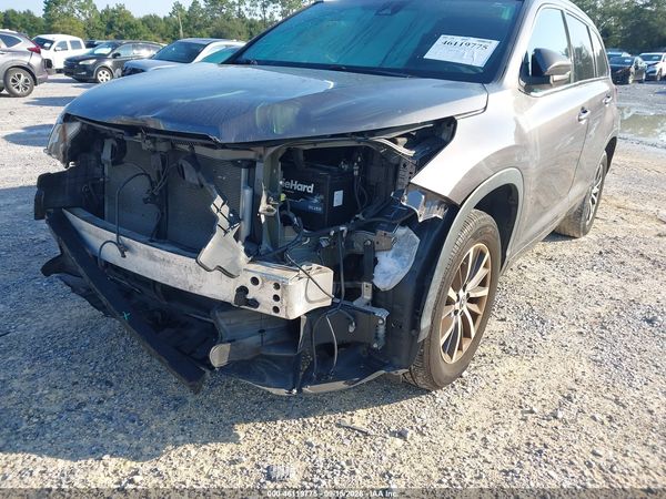 2018 TOYOTA HIGHLANDER XLE — I6