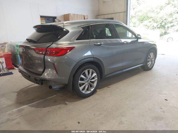 2019 INFINITI QX50 LUXE — I4