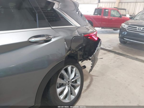 2019 INFINITI QX50 LUXE — I6